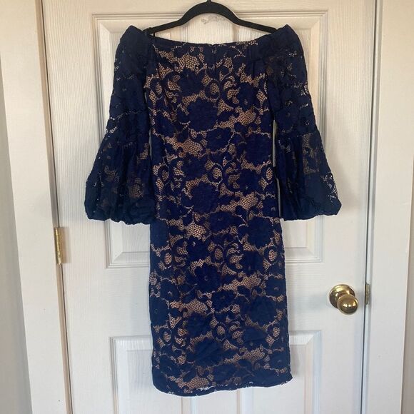 Eliza J Bubble Bell Sleeve Off the Shoulder Lace Navy Blue Sheath Dress 0 NWT - Picture 3 of 5